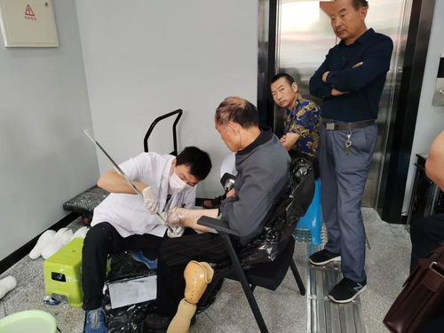 泰興市殘聯(lián)免費適配假肢矯形器，助力肢體殘疾人“站起來”